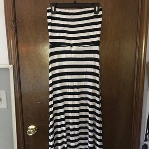 Reversible and Multifunctional Dress